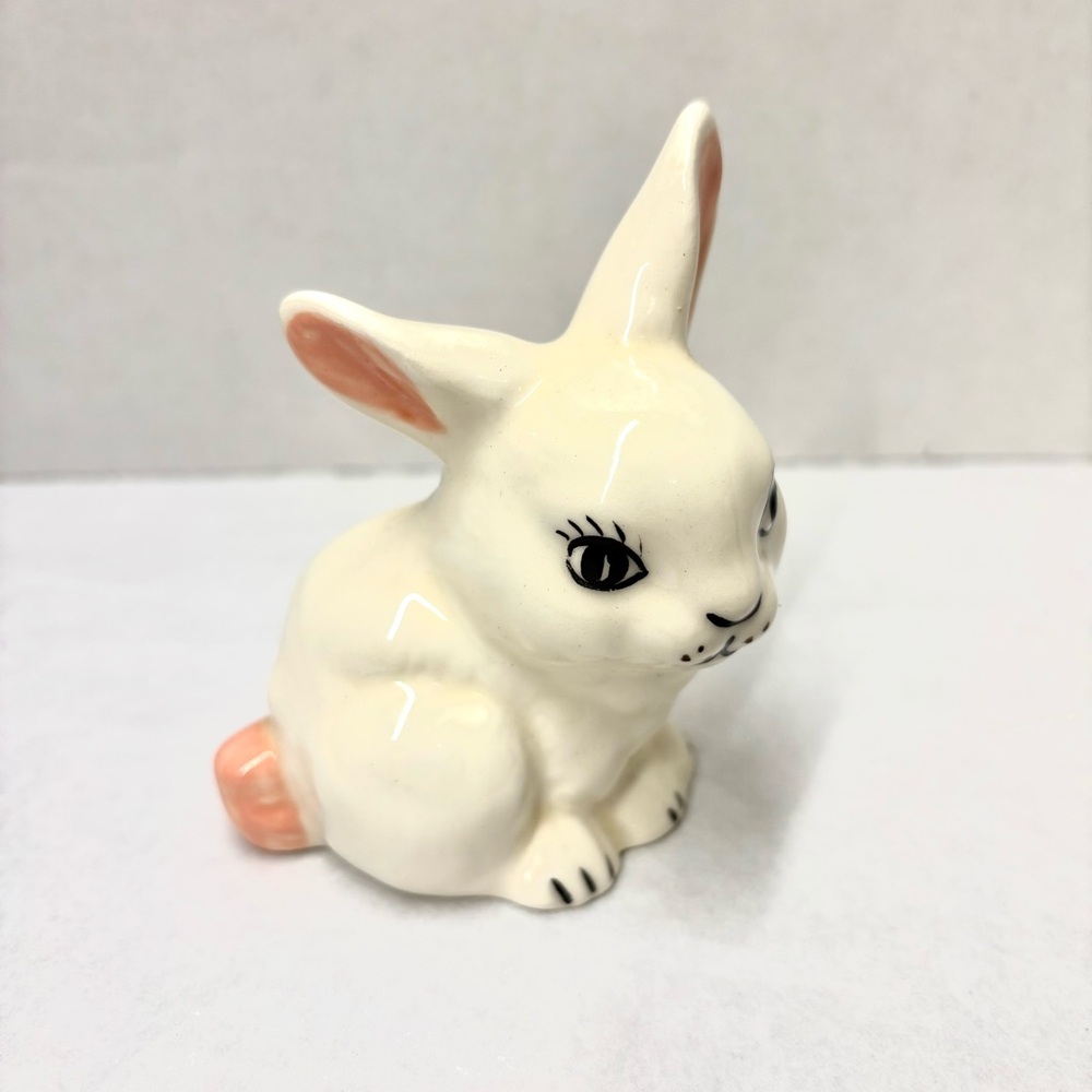 Easter Bunny Small Figure, Rio Hondo, Vintage Ceramic Rabbit